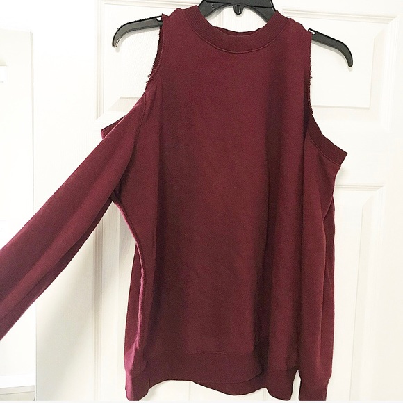 active usa Tops - Open shoulder light sweatshirt